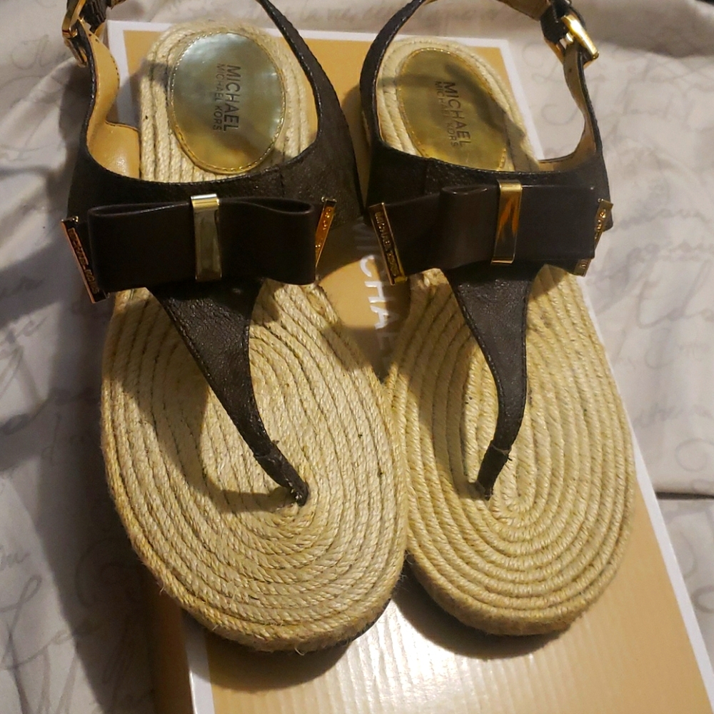 Mk sandals